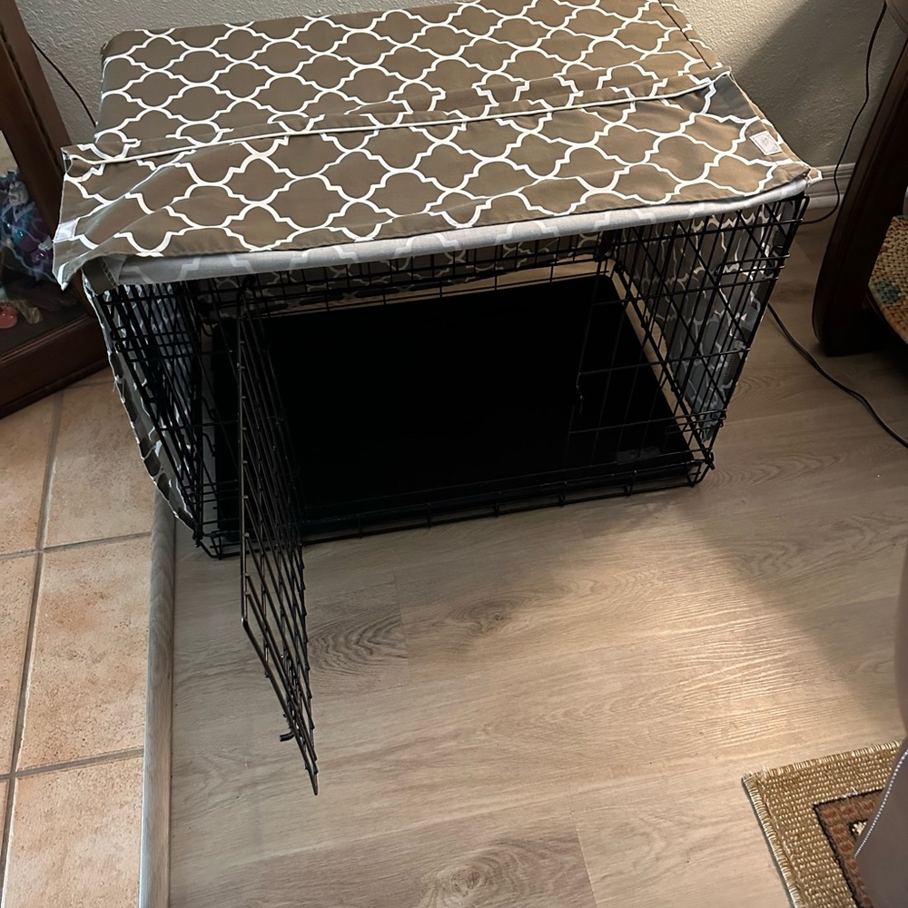 Dog Crate Cover fits 30” crate, cover only doesn’t include crate